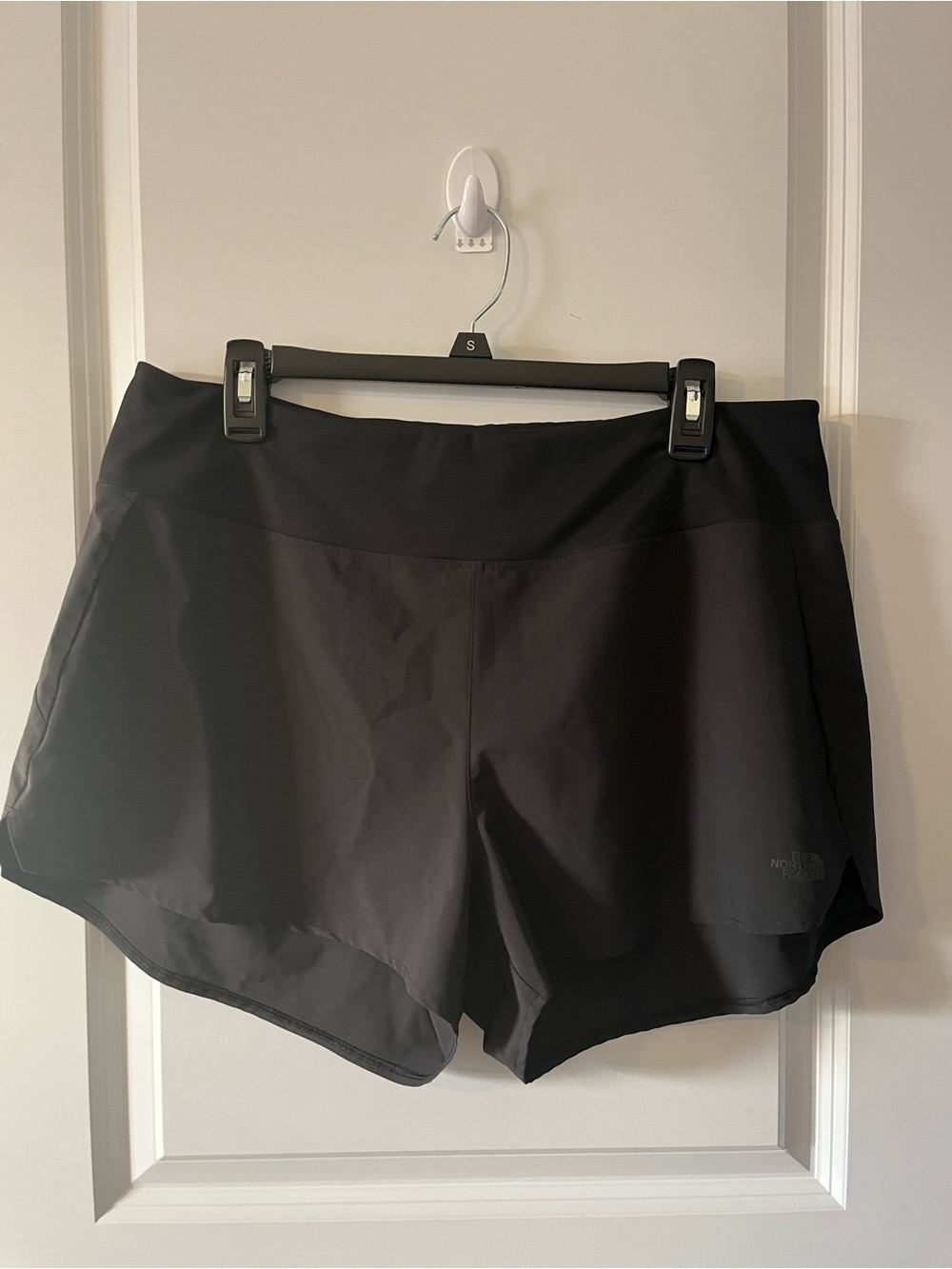 The North Face Arque 3”Women's Black Running Shorts